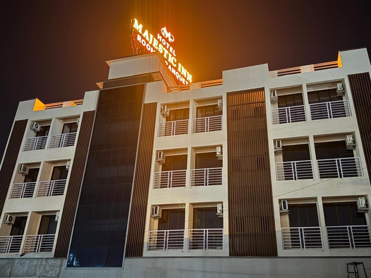 Majestic Inn Vasai Eksteriør billede